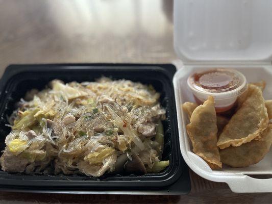 Phad woon-sen & pork gyoza