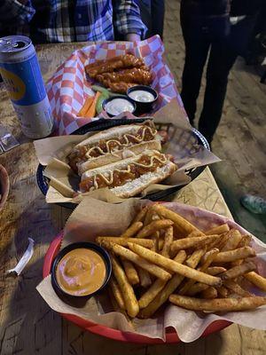 Boneless wings, fries and hot dogs