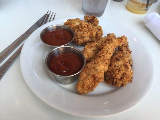 Chicken tender lunch special - just enough protein to fill you up with a peppery kick