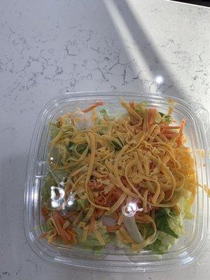 Family size salad no tomatoes