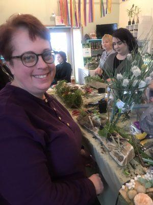 Air Plant making class at The Honey Shop