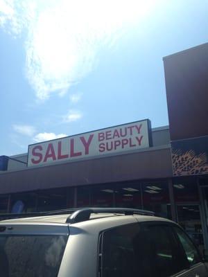 Sally Beauty Supply -- Milford Plaza: 91 Medway Rd / Route 109, Milford           Storefront