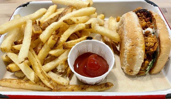 Oaxaca "burger" with fries: delicious.