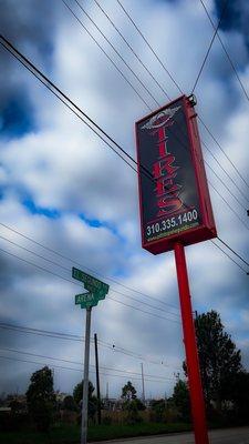 Arena & El Segundo Blvd.. signage..