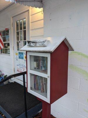 Little Free Library, 1804 St Johns Bluff Rd S, Jacksonville