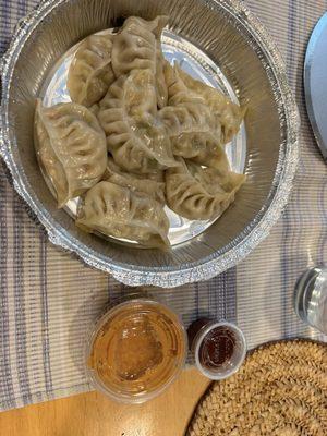 Momos