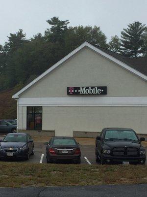 T-Mobile of Bellingham -- Stallbrook Marketplace : 288 Hartford Avenue / Route 126, Bellingham                  Storefront