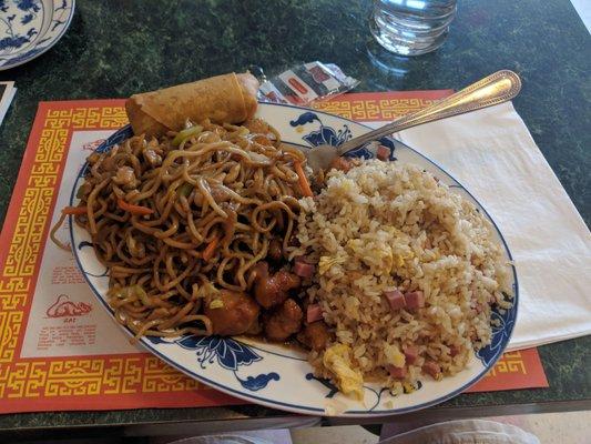 Chow mein, egg t, rice, crispy chicken.