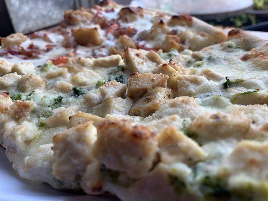 chicken alfredo pizza & chicken bacon ranch