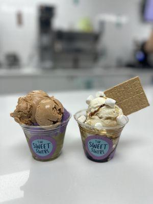 Matcha, Ube, and Chai (L) Butter cookie with free toppings (R)