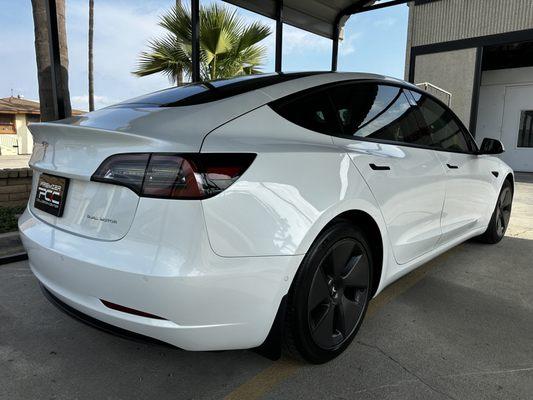 2021 Tesla Model 3 ready for delivery. Our team is committed to giving our clients quality repairs as well as exceptional customer service!