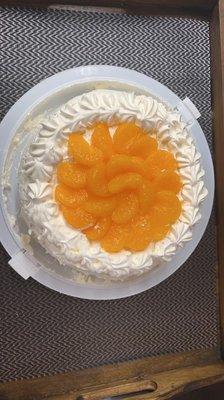 Pineapple mandarin whip cake