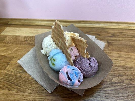 Ice cream flight (6 mini scoops and two waffle wedges)