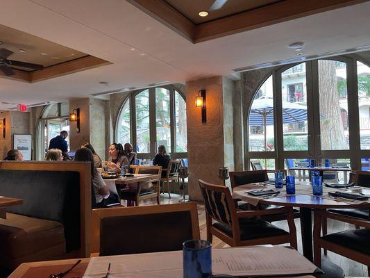 Interior of the restaurant. Lots of tables outside also, on the River Walk.