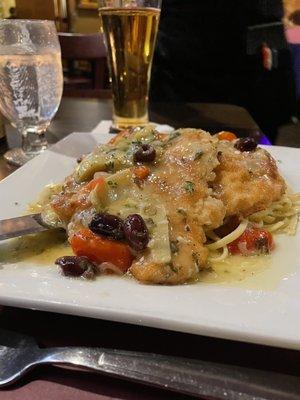 Chicken with olives, tomato, artichoke hearts and fontina