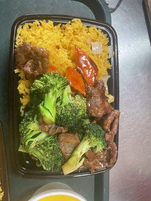 Beef  w. Broccoli