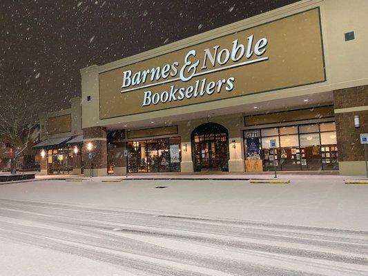 Barnes & Noble