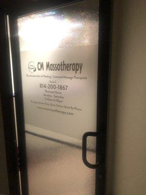 CM Massotherapy Entrance