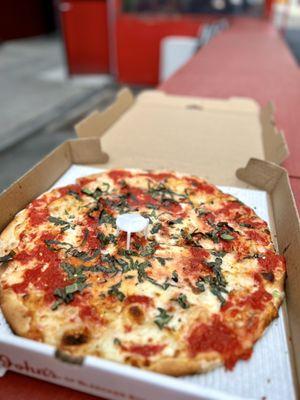 Margherita pizza - no slices!