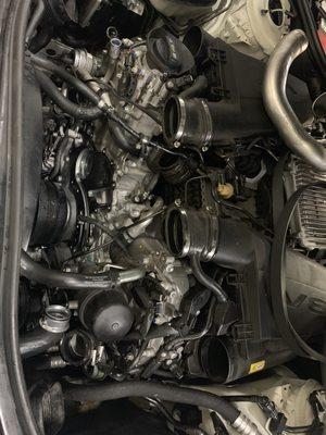 Turbo lines leaking on a 2012 Mercedes S550