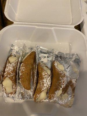 Cannolis