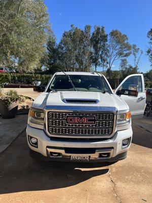 GMC  Truck Windshield Replacement