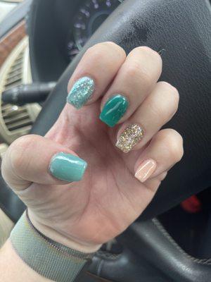 Summertime beach nails