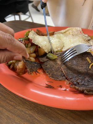 Steak and egg plate