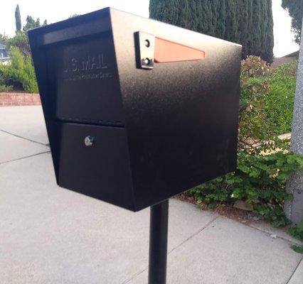 Installed mailbox