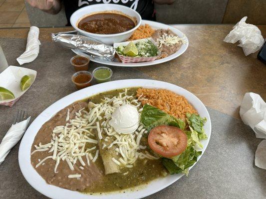 60. Enchiladas Verde   32. Birria de Res