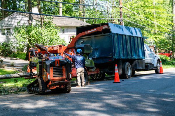 Riverbend Landscapes & Tree Service