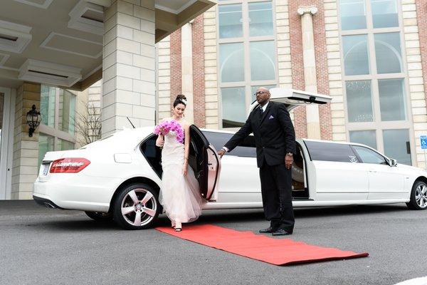 Benz Limo with Arrival of Bride