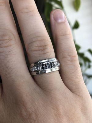 Custom 14k white gold men's fashion ring w/ black and white diamonds