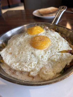 Countryside Skillet is huge and delicious.