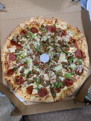 Deluxe Pizza