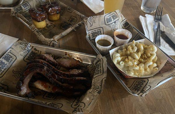 Brisket, Mac n cheese perfect!