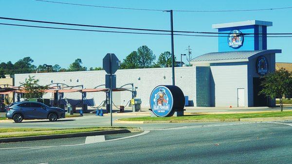 BLUE PENGUIN CAR WASH in Griffin, Georgia.