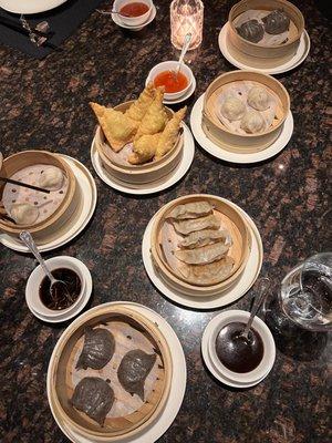 Amazing Dim Sum! Steamed Pork Dumpling Shanghai Style, Crab Wonton, Lobster and Chicken Dumpling with Black Truffle, Spicy Beef Pot Sticker.