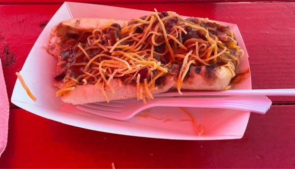 Chilli cheese dog