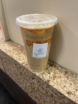 Medium iced latte