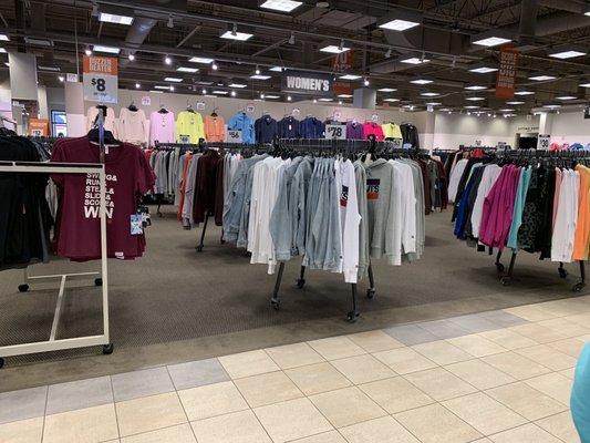 DICK'S Warehouse Sale