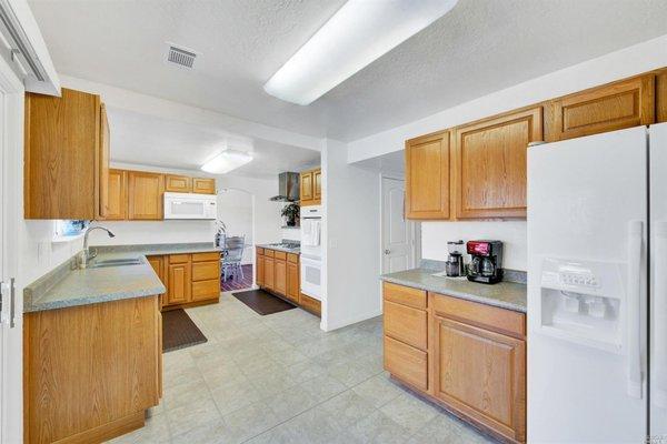 550 Wellington Dr Vacaville, CA