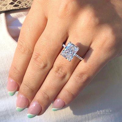 4 carat radiant cut lab grown diamond ring