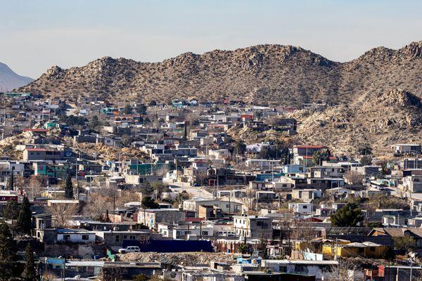 Looking into Ciudad Juárez Mexico from El Paso, TX