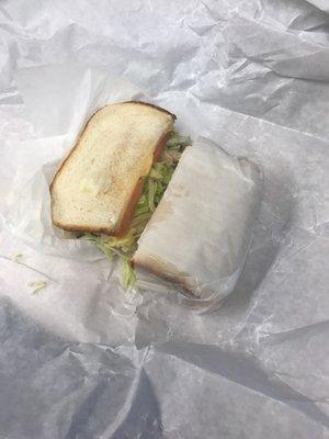 "Grilled cheese" looks more like jail food... 4.25 for one piece of cheese some lettuce