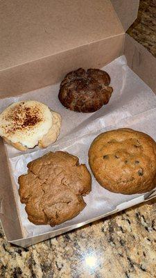 Top left: keto crème brûlée  Bottom left: keto peanut butter  Top right: keto snickerdoodle  Bottom right: regular chocolate chip