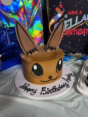 Eevee Pokémon birthday cake