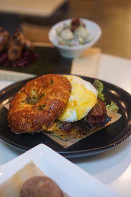 Blazing Bagel Sandwich - IG: @nelson_eats