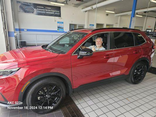 2025 loaner HYBRID CRV.