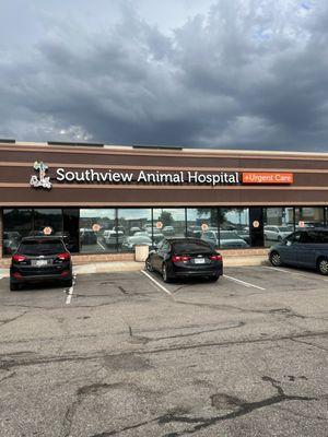 Outside of Southview Animal Hospital